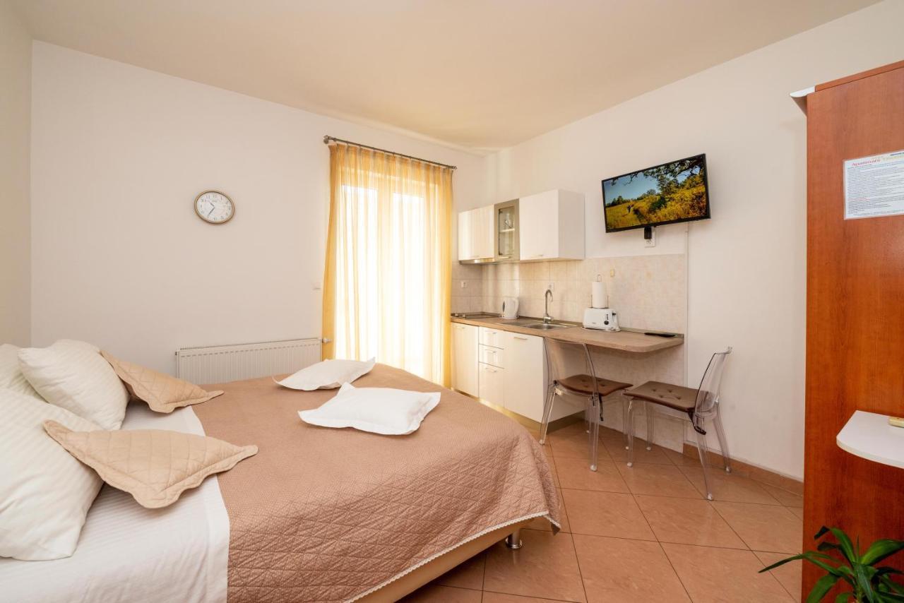 Apartmani Trogir Zewnętrze zdjęcie