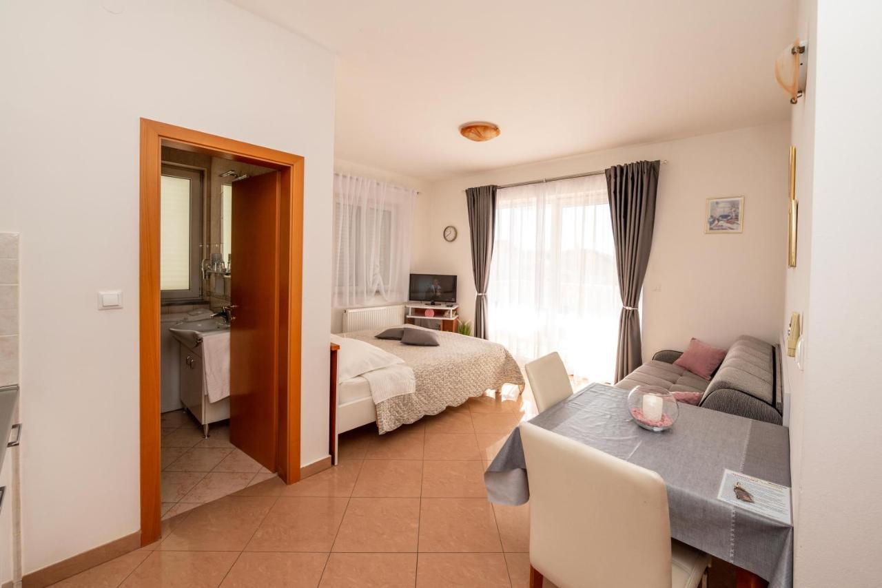 Apartmani Trogir Zewnętrze zdjęcie