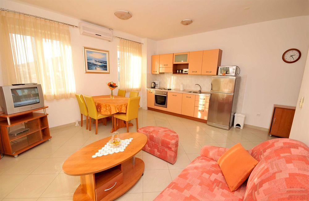 Apartmani Trogir Zewnętrze zdjęcie