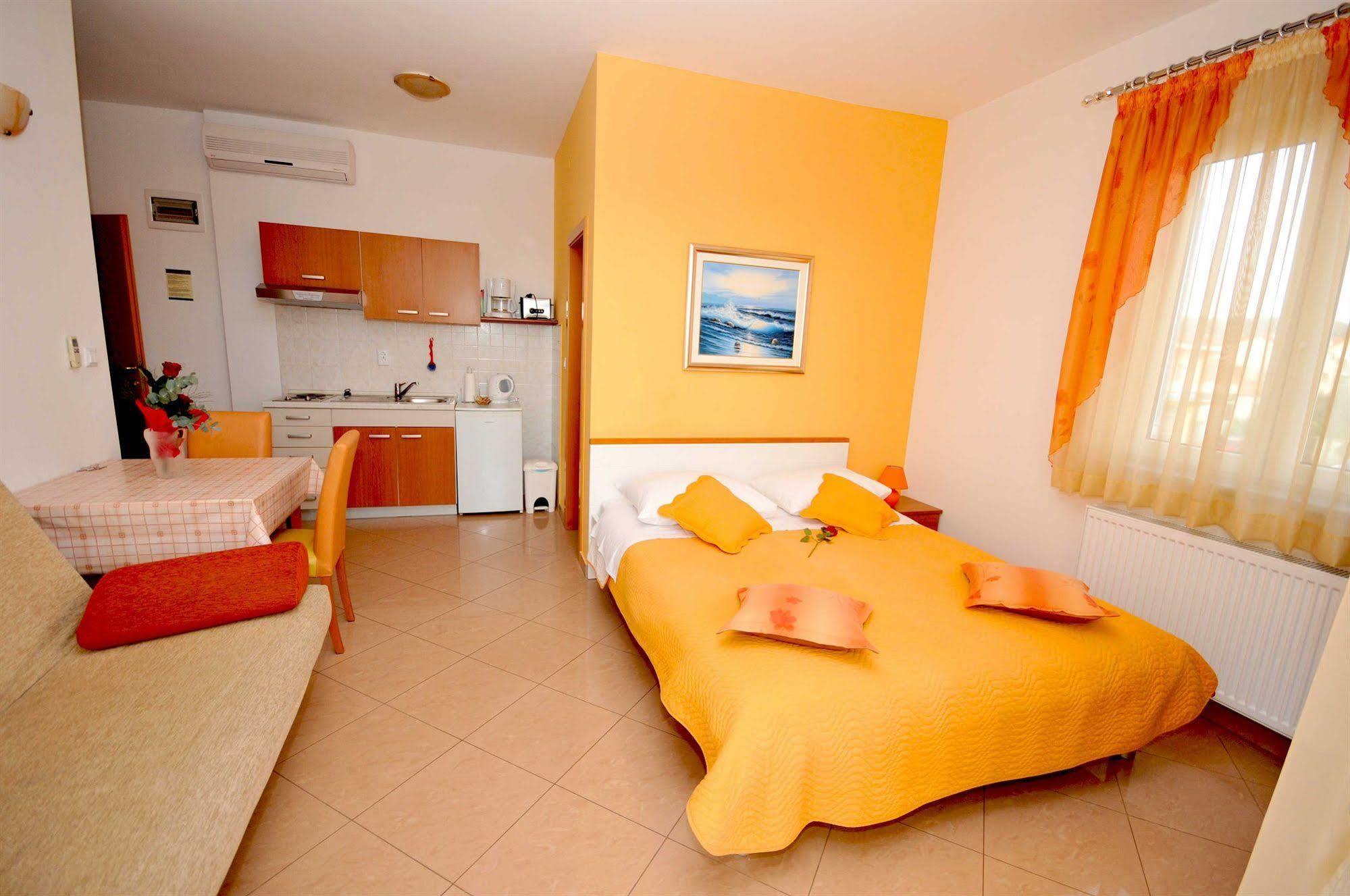 Apartmani Trogir Zewnętrze zdjęcie