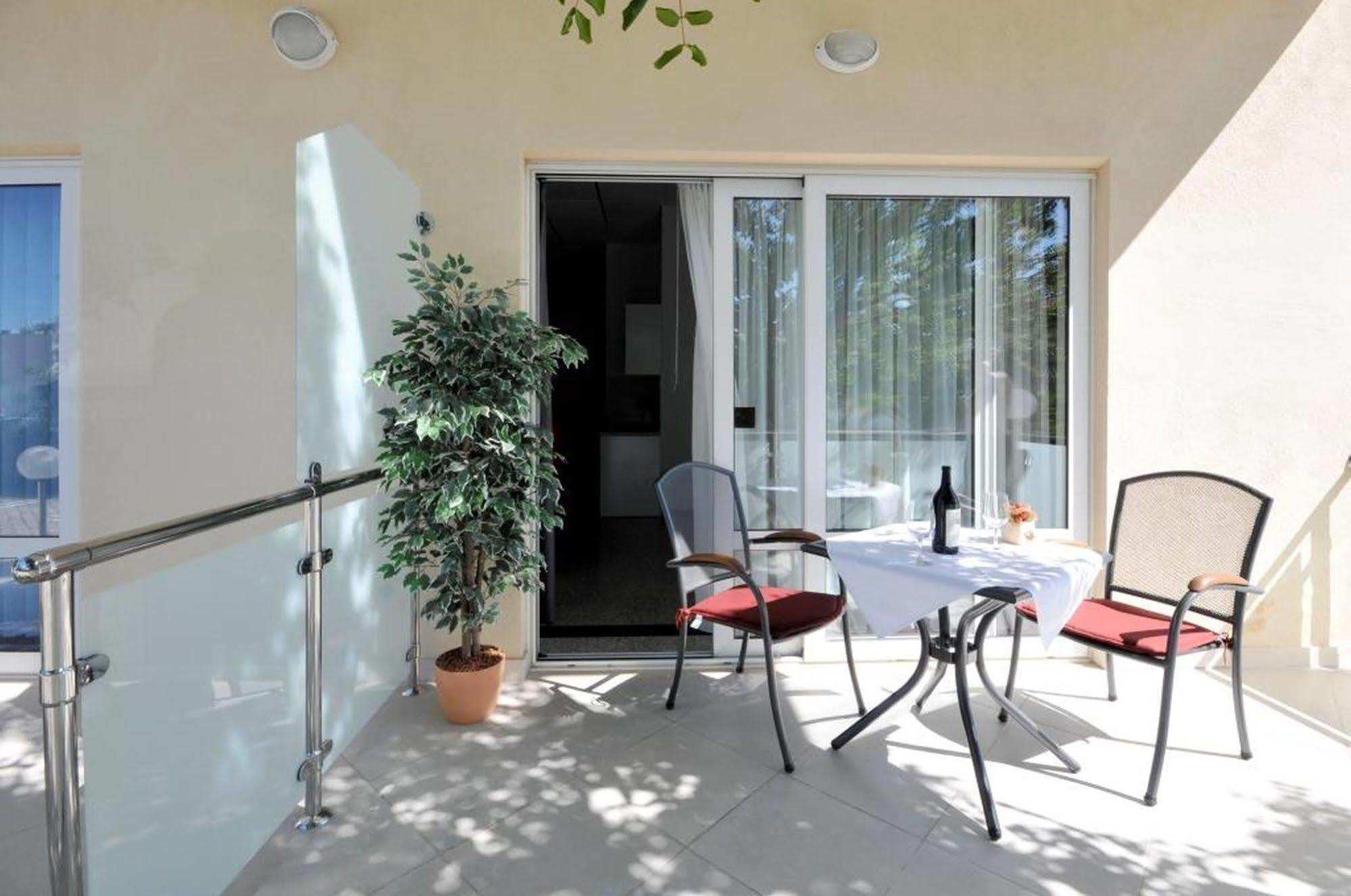 Apartmani Trogir Zewnętrze zdjęcie